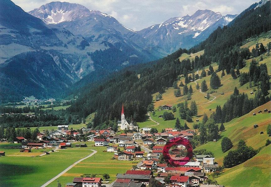 Gastehaus Alpenruh Apartment Holzgau Exterior photo