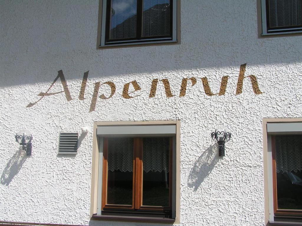 Gastehaus Alpenruh Apartment Holzgau Exterior photo